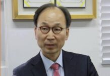 닫힌 체계는 신화로 전락한다.